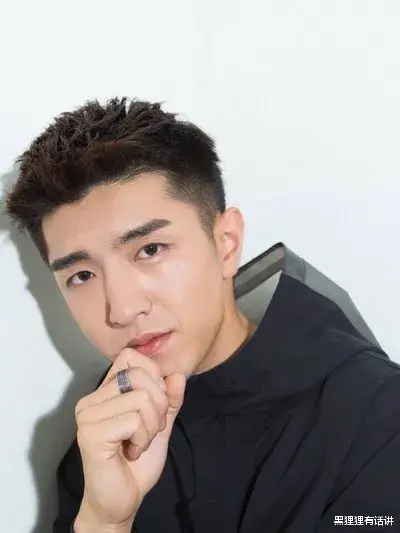 孟庭苇|王一博陈伟霆许凯杨祐宁，盘点2021年古装剧中的8大丑男