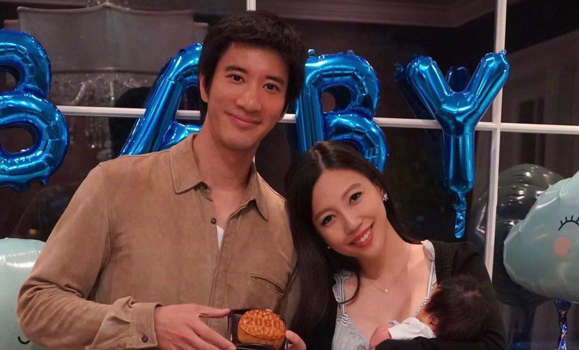 王力宏|李靓蕾回应王力宏父亲发文，若王力宏下午3点前不道歉，起诉诽谤