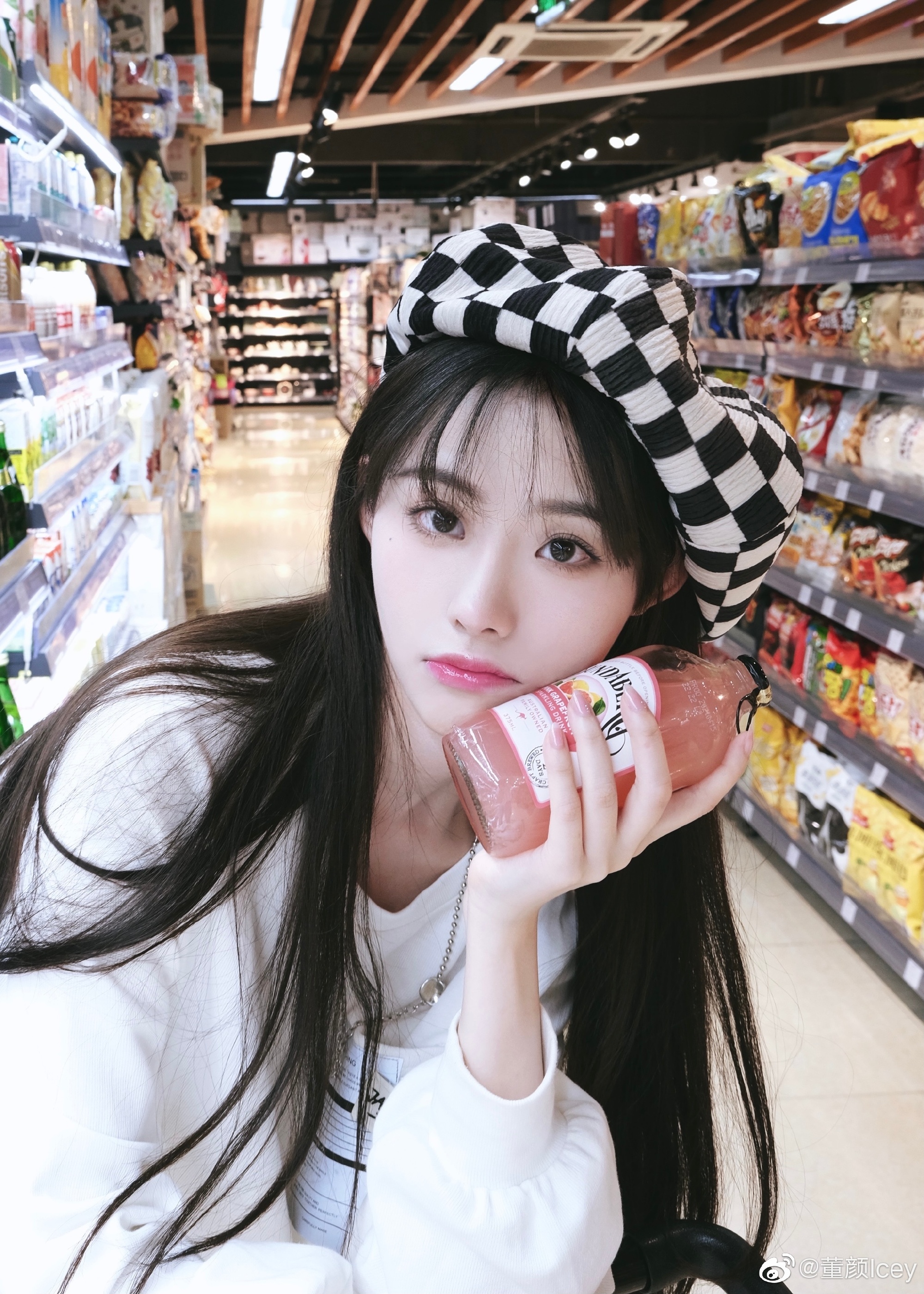 高瀚宇|《雪中悍刀行》14位美女换上现代装,一个比一个惊艳,你喜欢哪个