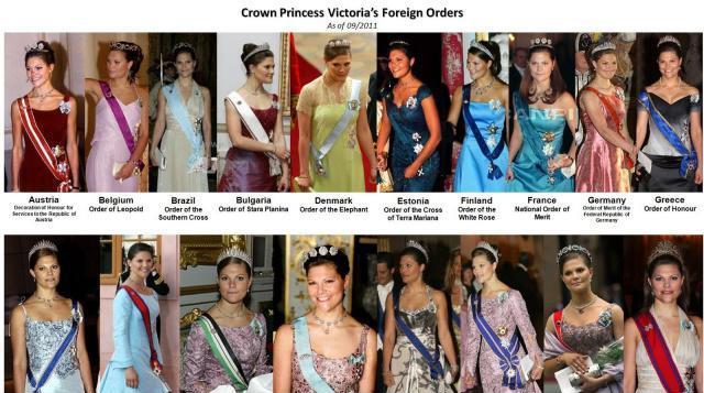 当年的明月 英女王用专门首饰固定缎带,而卡米拉则用玛丽的胸针,比戴妃还壕