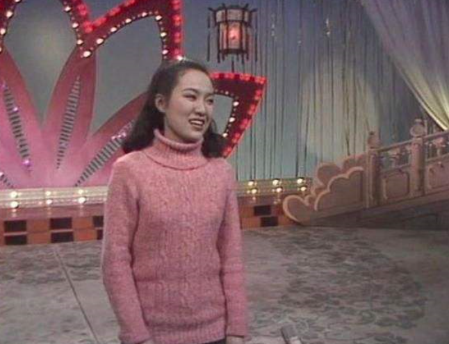 郑绪岚|原来她已不是“中国国籍”！曾上春晚走红，后远嫁洋老公却遭抛弃