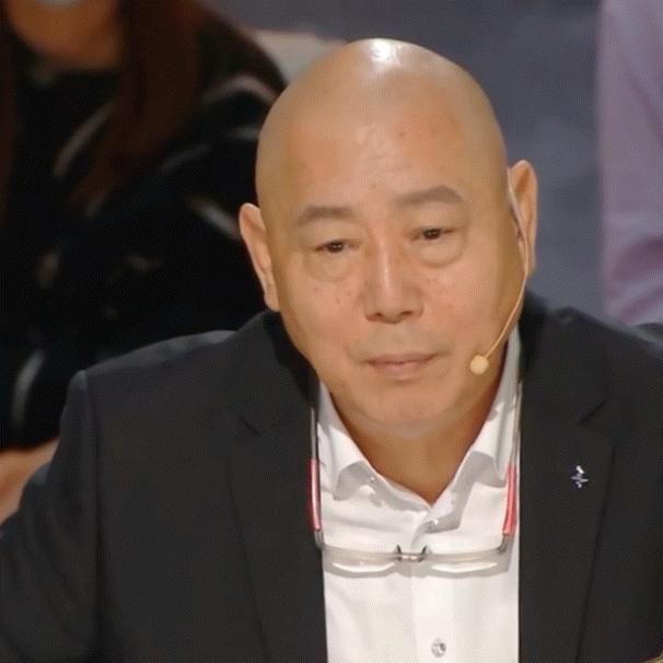 李成儒|《导演请指教》比《演员》好看：李成儒真“毒舌”，郝蕾真敢说