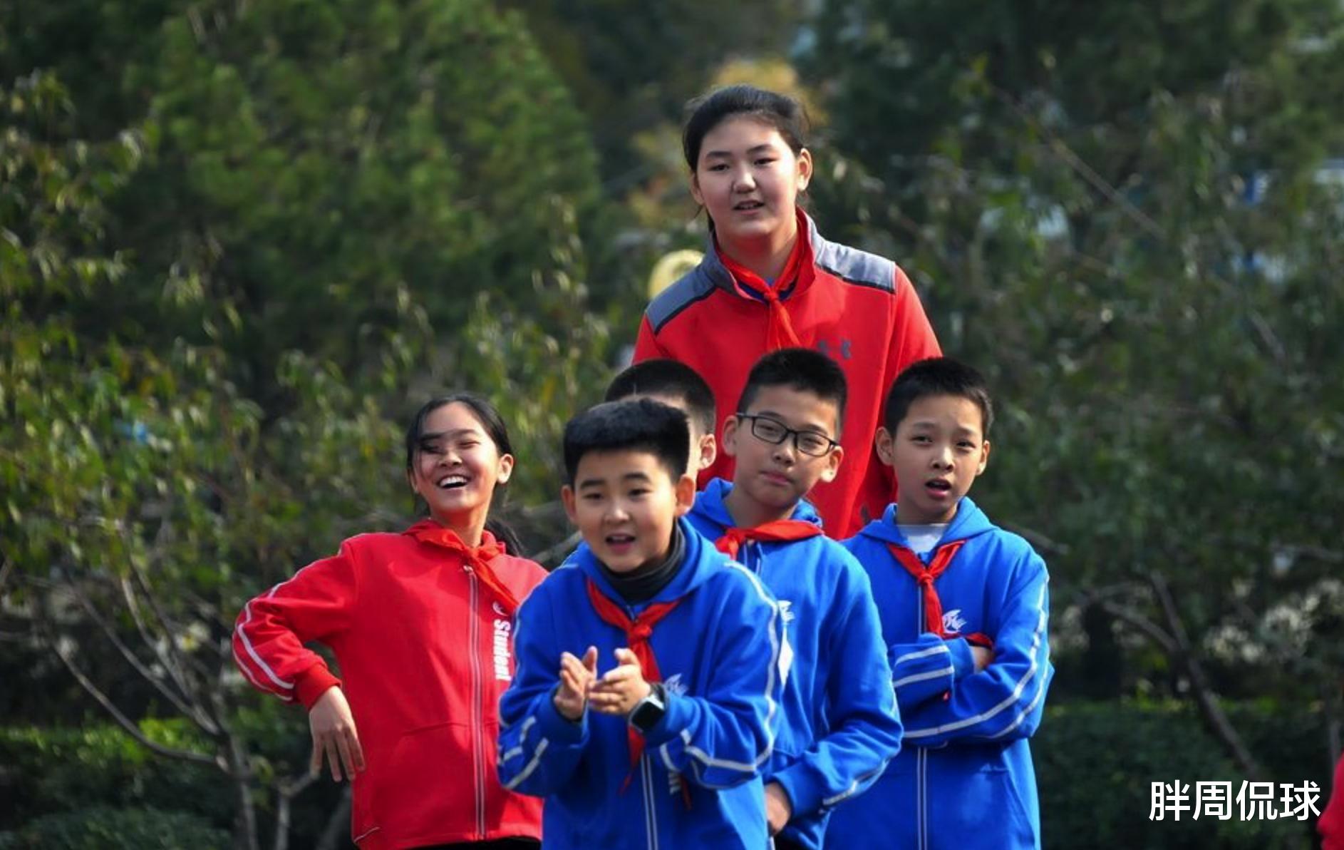 孙颖莎|中国女篮又现小神童，14岁2.27米比姚明高，单场42分25篮板