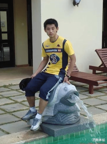 张继科|从“乒乓王子”到被国家队开除，跌下神坛的张继科经历了什么？