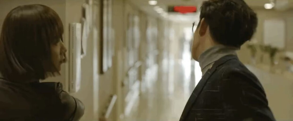 王珞丹|王珞丹的一记耳光，王阳的脸立刻红肿，敬业程度值得敬佩