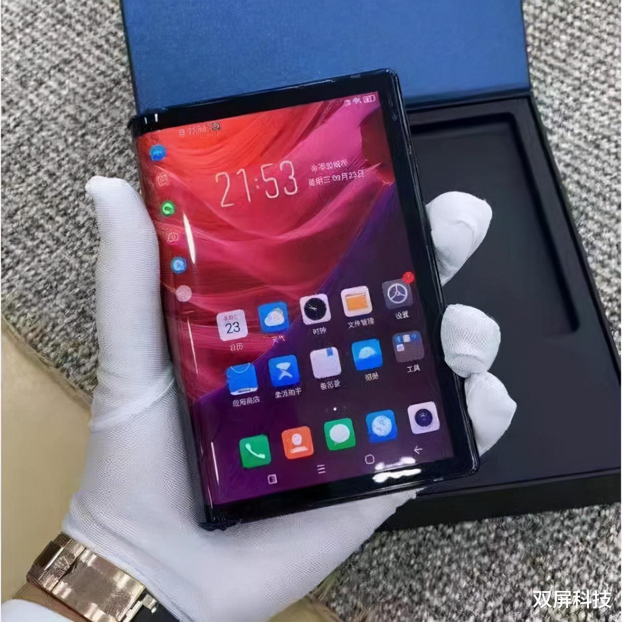 手机QQ|从8999元跌至2417元,折叠屏+3D双曲面+3970mAh,售价更亲民