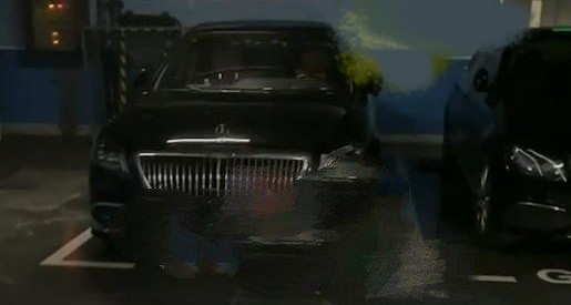 赵文卓|冯绍峰现身高档饭局被偷拍,穿西装似商界大佬,和友人有说有笑