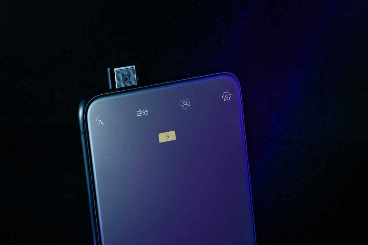 vivo|为了改变直男取消前置摄像头的想法，vivo在证明“自拍”的必要性