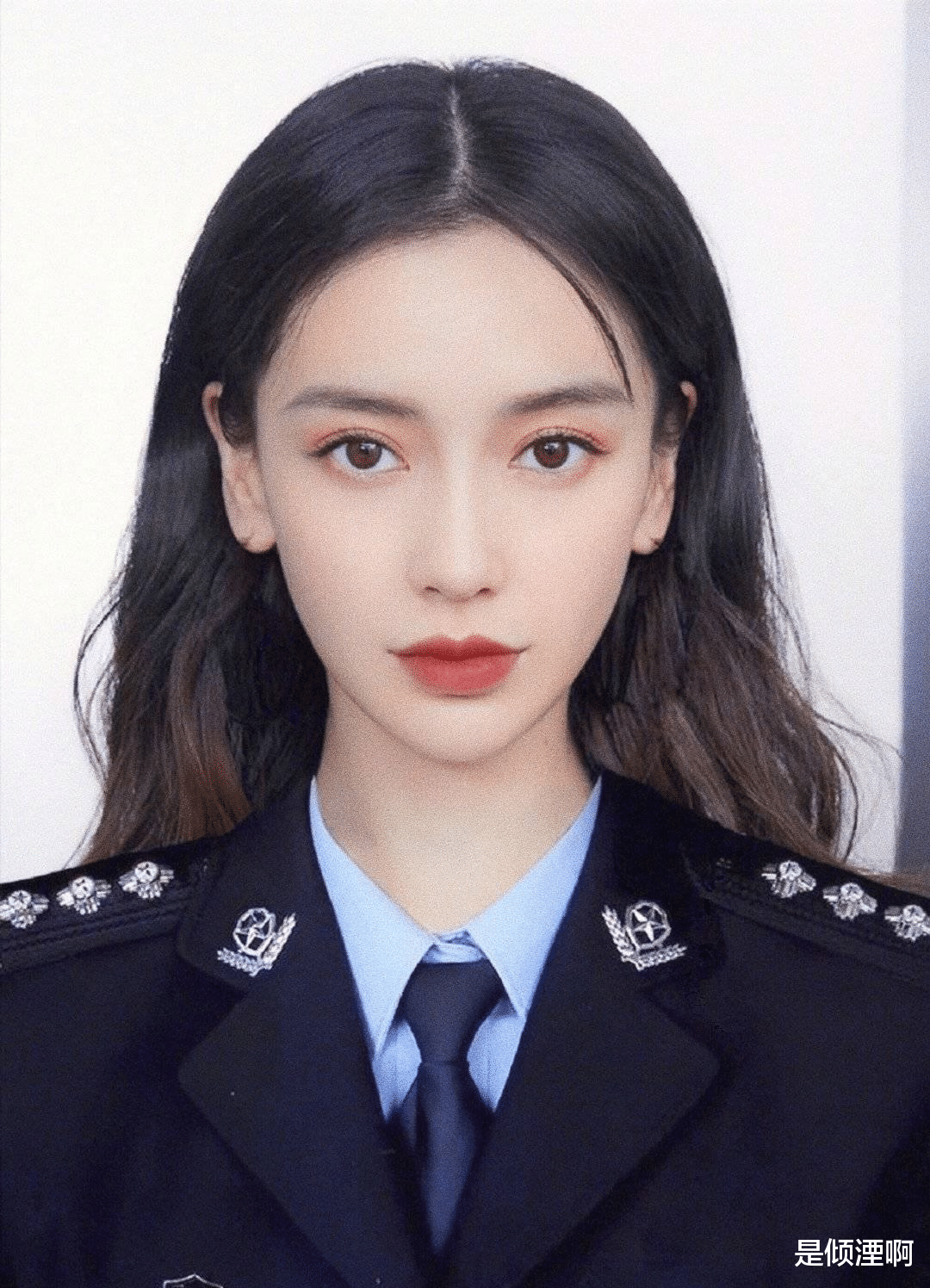 证件照|看到肖战景甜易烊千玺同款证件照后，我才知道什么叫惊鸿一瞥！