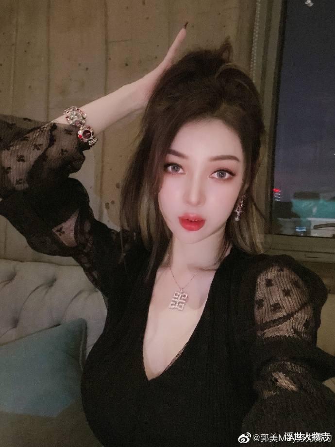 郭美美|盘点郭美美和富豪干爹的风流往事