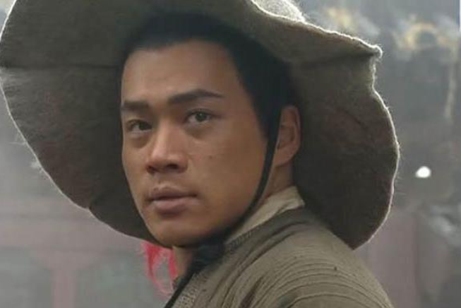 丁海峰|演“武松”一炮而红，与王思懿因戏生情，52岁丁海峰成人生赢家