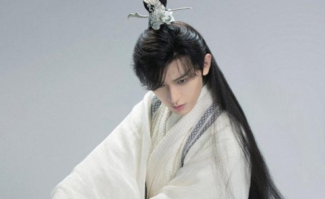 杨紫|30岁的杨紫又迎来“好消息”，男方太帅气了，二人不要太般配