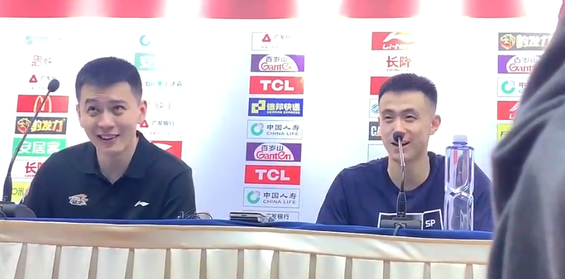 辽宁男篮|辽宁1-1，全队欢声笑语，只有郭艾伦哭了！球迷声讨杨鸣让其下课