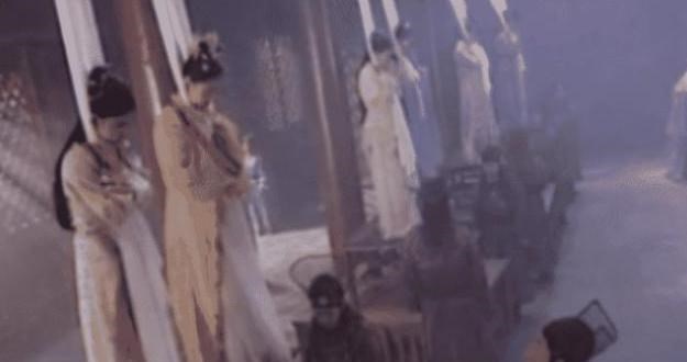 石敬瑭|皇帝去世，为何陪葬嫔妃的双腿总是分开的？她们死前到底经历了啥