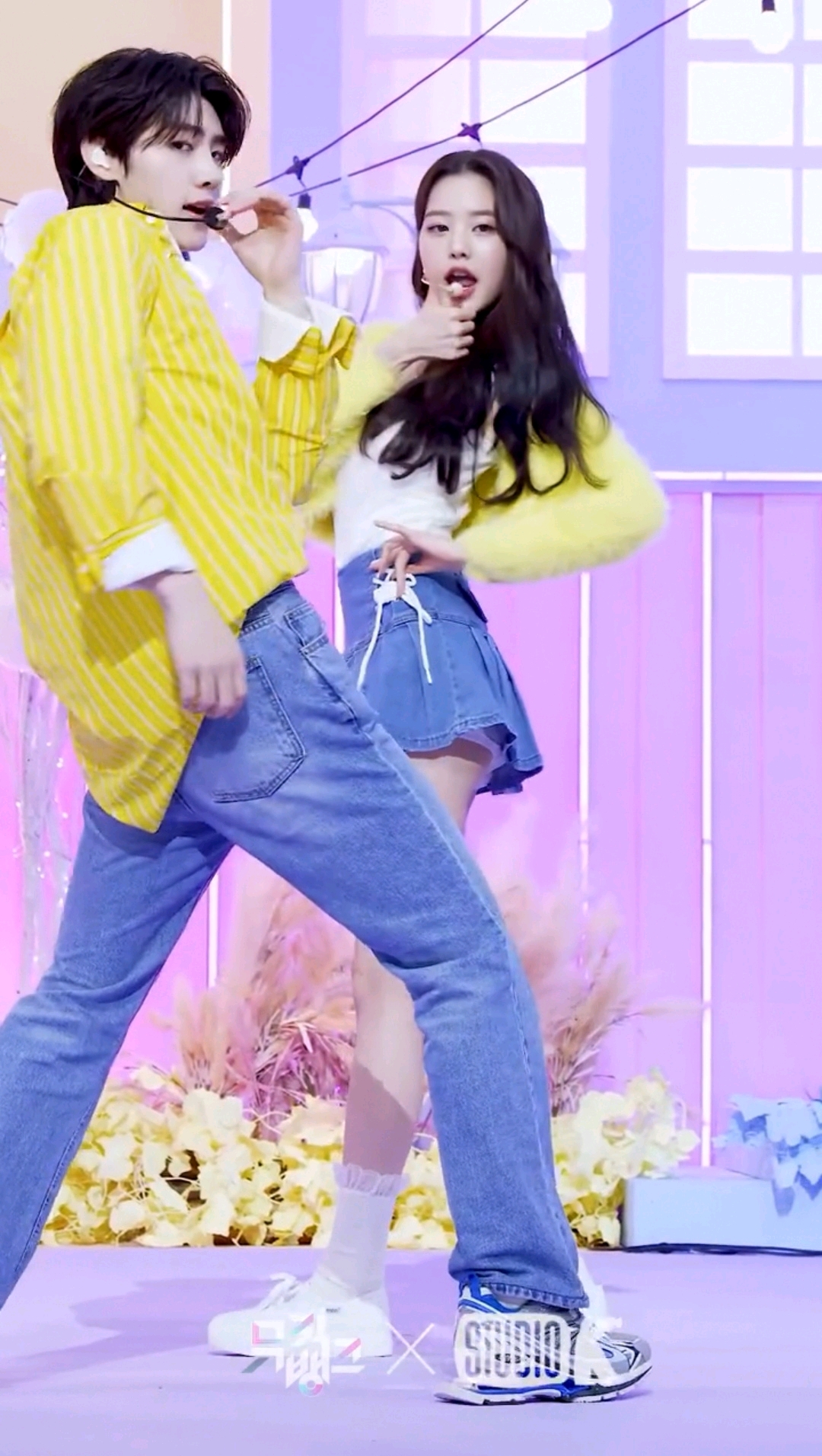 台湾|张元英Butter舞台直拍“总能看见妹裙子的打底，摄像角度好过分”