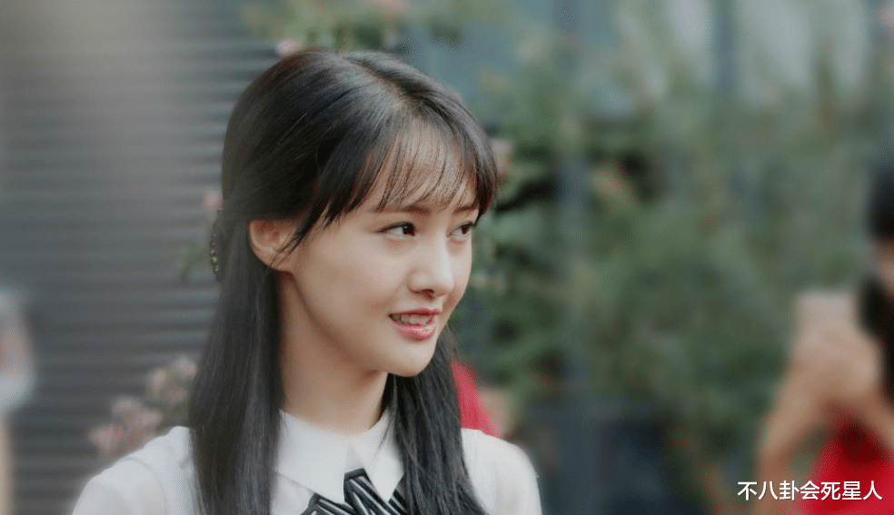 郑爽|9亿的范冰冰和1.6亿的郑爽，为什么郑爽更让人坐不住？