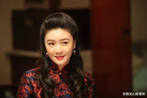 田海蓉|为富豪丈夫守寡12年之久，曾是“收视率女王”，今44岁身价过亿充满韵味