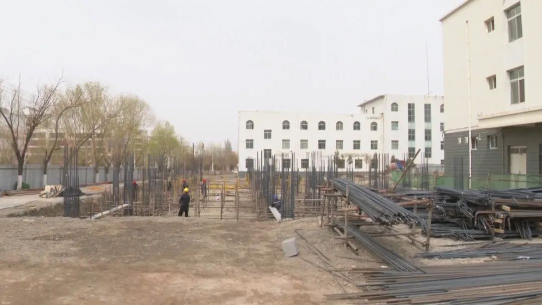 阿克塞县融媒体中心 我县多措并举力促重点项目开工建设