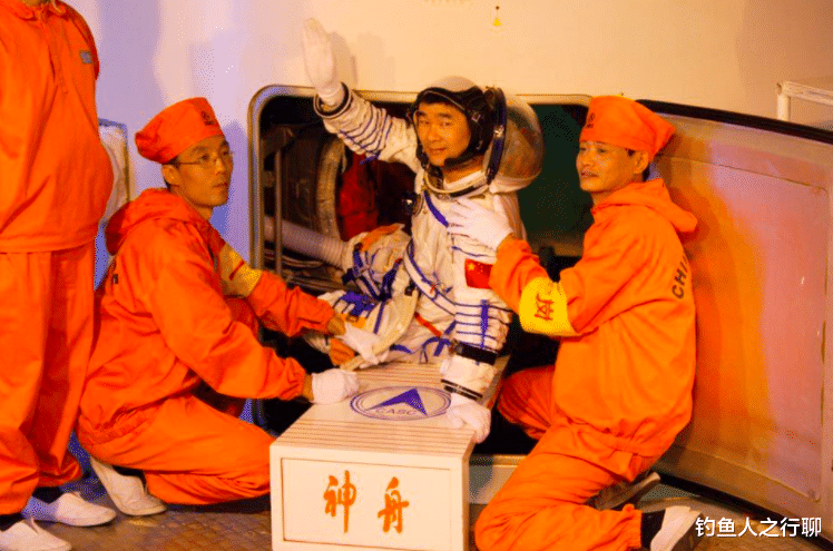 |神舟十二号发射升空，我却看到中国人骨子里的极致浪漫！