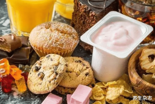 慢性疲劳|血压升高和牛奶有关系?医生劝告:若想改善血压,尽量远离这2物