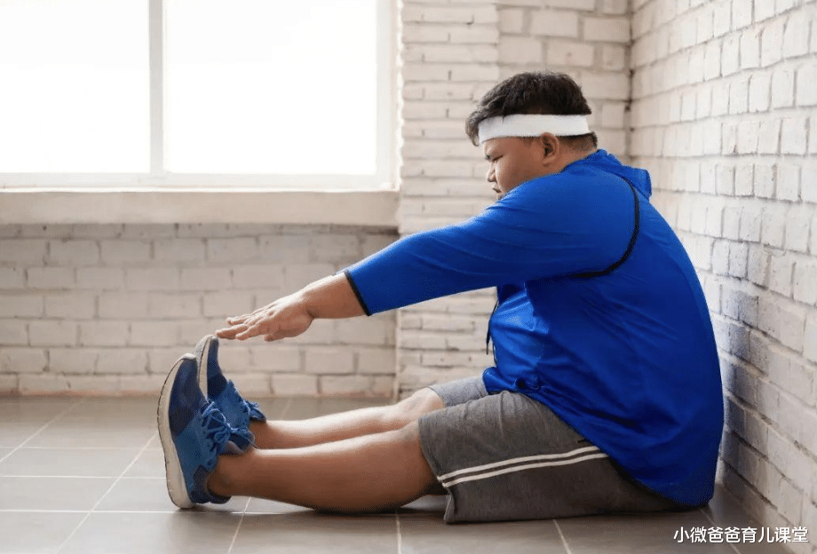 脂肪肝|8岁男孩140斤,硬核奶奶出“绝招”帮孙子减肥,网友:还挺有效果!