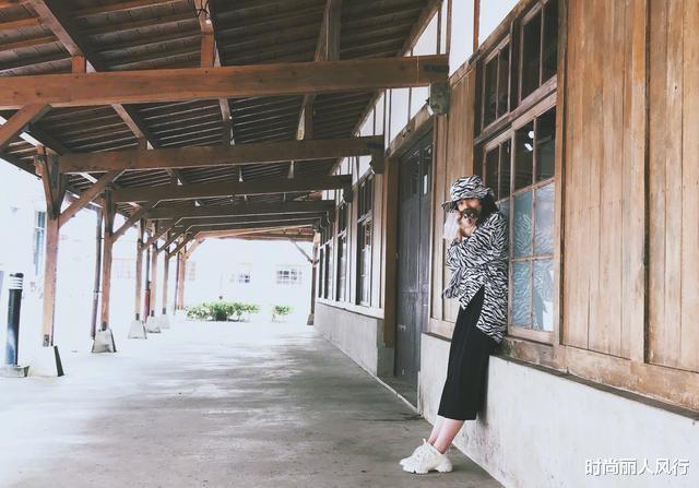 时尚丽人风行 郭碧婷终于有了豪门气场！穿紧身裙走红毯变富态，小肚子藏不住