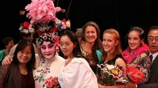 雷英|齐淑芳、雷英演出脱队不归被称“叛逃”、洪雪飞走穴演出丧命