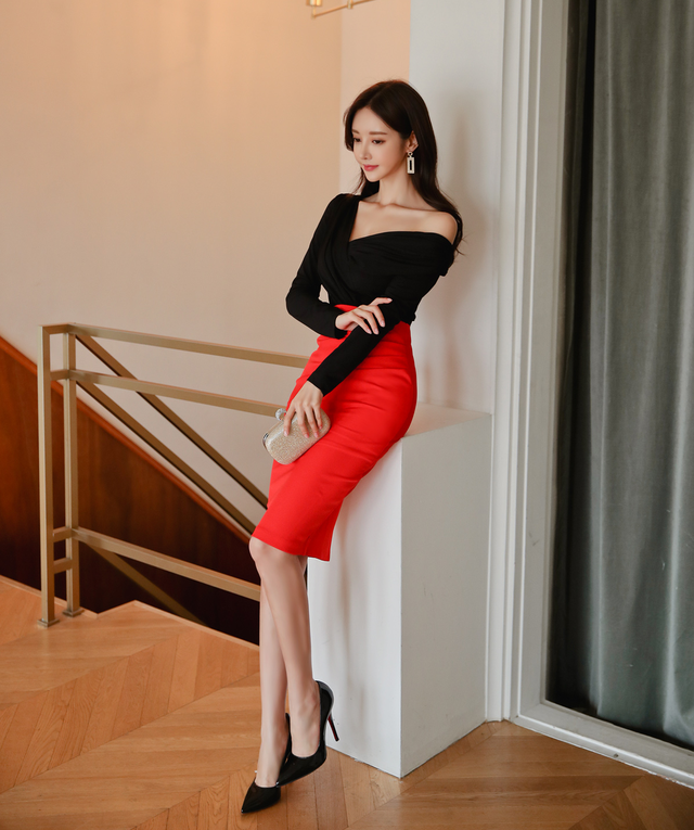 心壹文学|女神孙允珠高清时尚搭配：复古巴黎嘉年华炫彩红黑礼裙