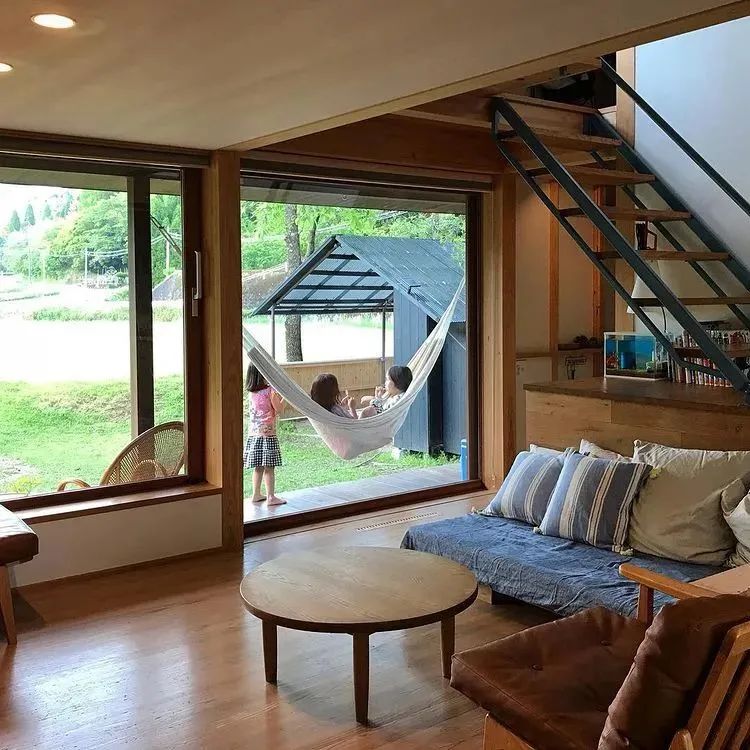 汇客廰文旅 夏听蝉鸣冬赏雪,这个男人携妻儿“躲到”乡下的田园生活羡煞旁人