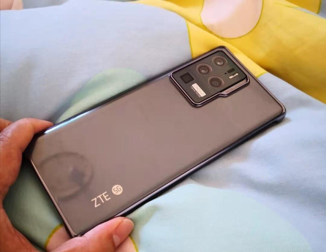 英伟达|骁龙888+超曲面屏+三主摄，跌至3499元，已经开始“清仓”了！