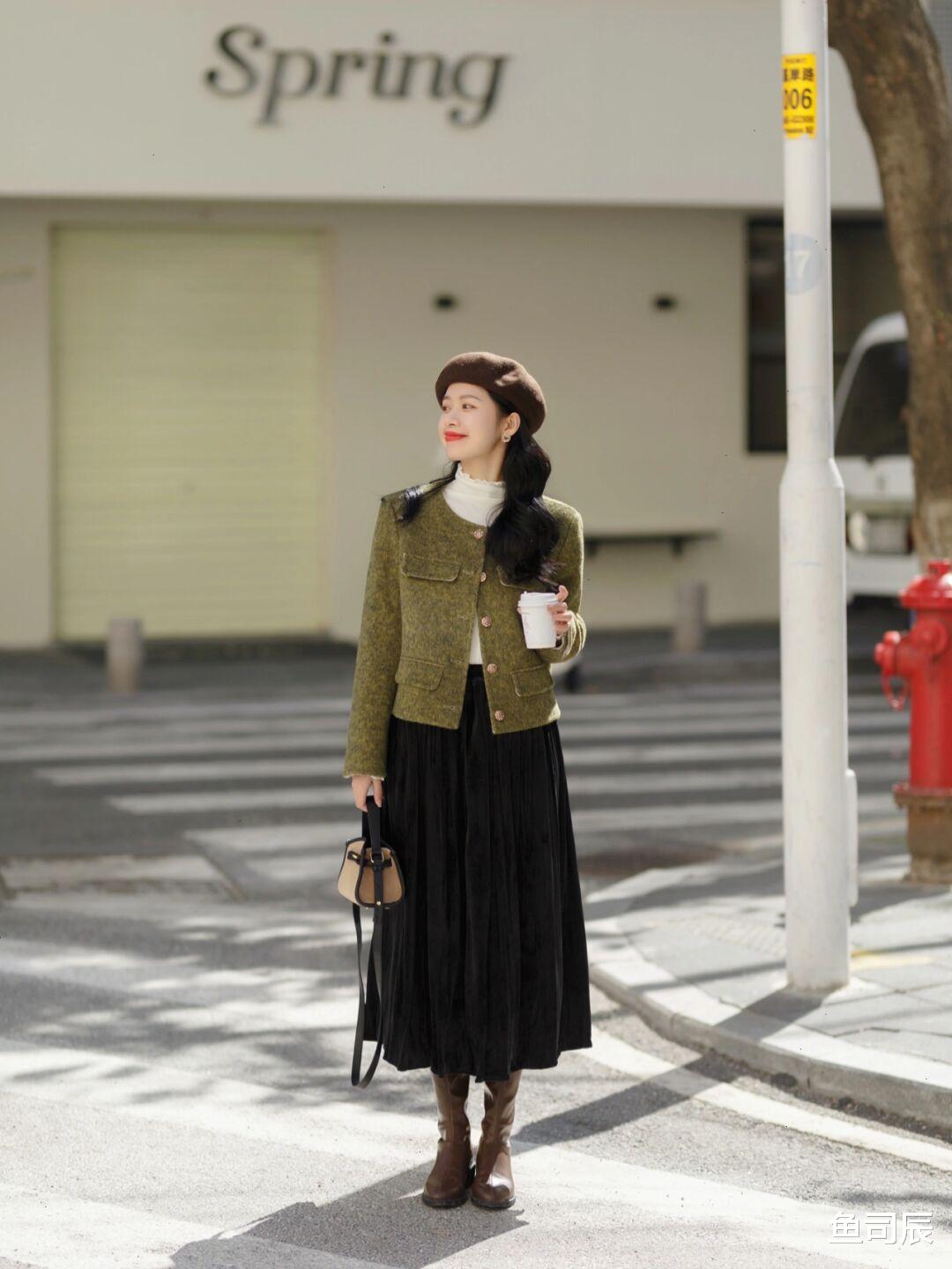 穿衣搭配|职场OL冬季离不开“羊毛西装”，借鉴这组搭配，日常通勤也很时髦