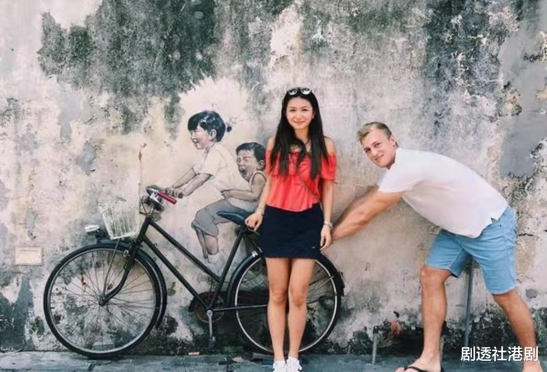 艾米|被爸爸关礼杰曝已签约TVB，应届落选港姐将从事主持，父女有望合作