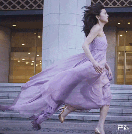 洗发水|头发刚浸湿就涂洗发水？难怪头油严重还掉发！教你正确的洗发方式