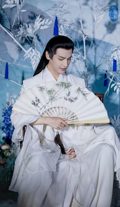 皓衣行|一年只红一对，皓衣行延播赔钱退代言，山河令火的代价也不小