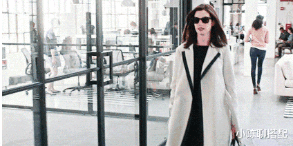 小陈聊搭配|初秋到来,风衣安排上!2个穿搭重点3个搭配思路,时髦又高级