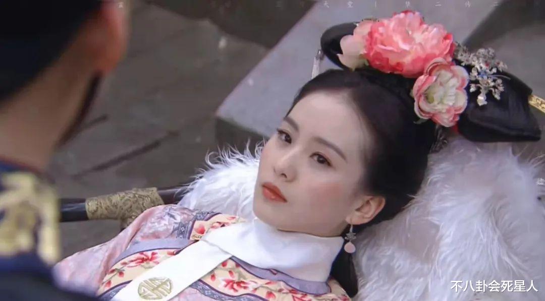 王艳|谁说鼻子高才出美人?这10位小鼻子、塌鼻子女星,个个精致可爱