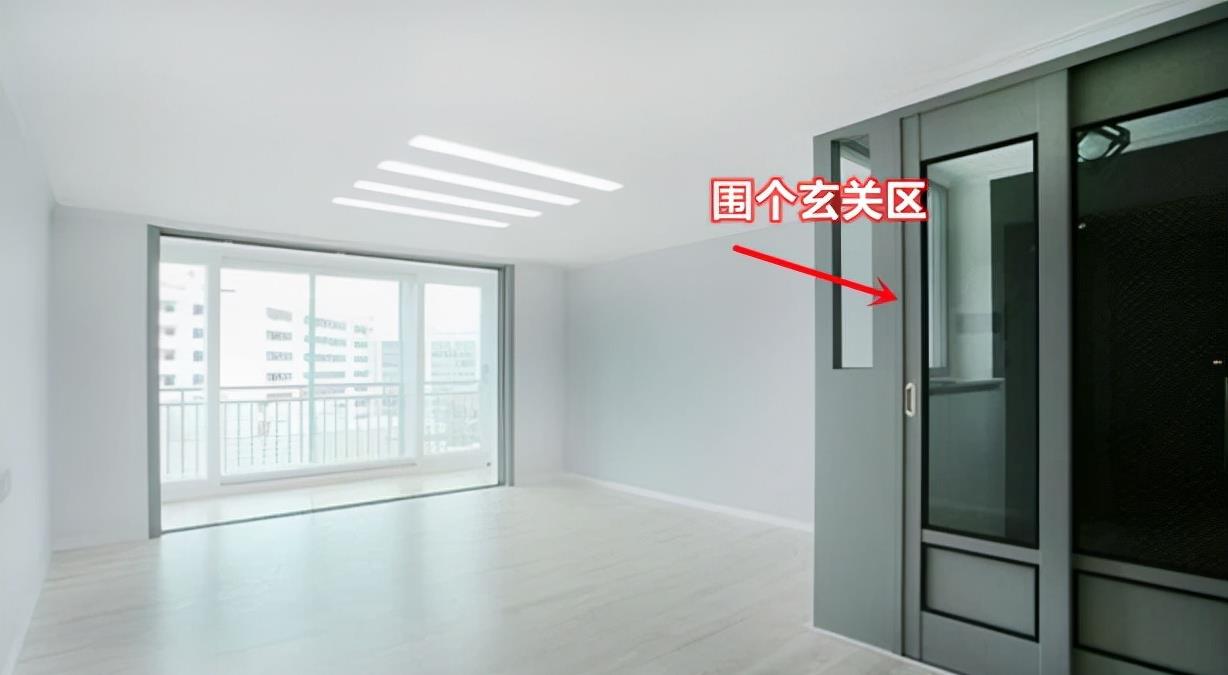 |玄关设计还是日韩到位，直接打造个落尘区，新房住10年也干净如新