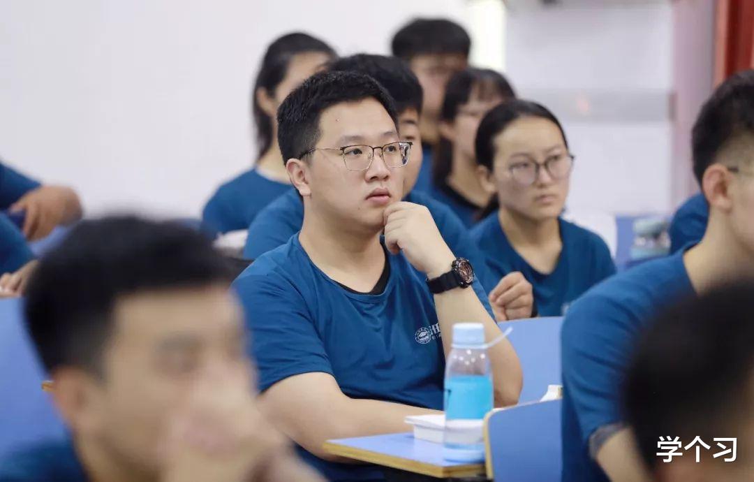 医学|“倒霉”孩子，将口腔医学技术专业，当成口腔医学专业报！