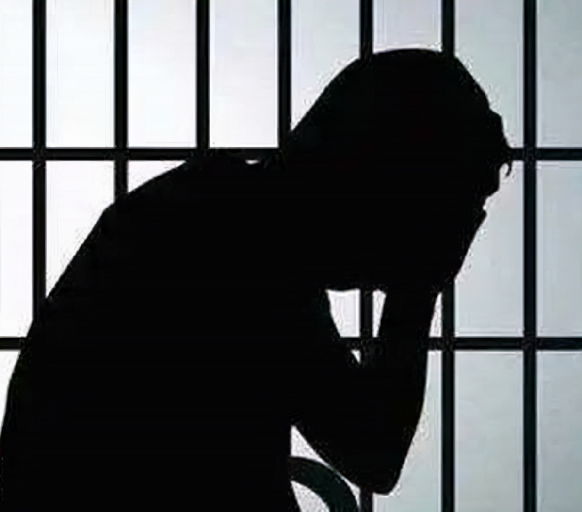 长江|十九岁少女找工作时遇到歹人，强奸不从反被杀害抛尸长江