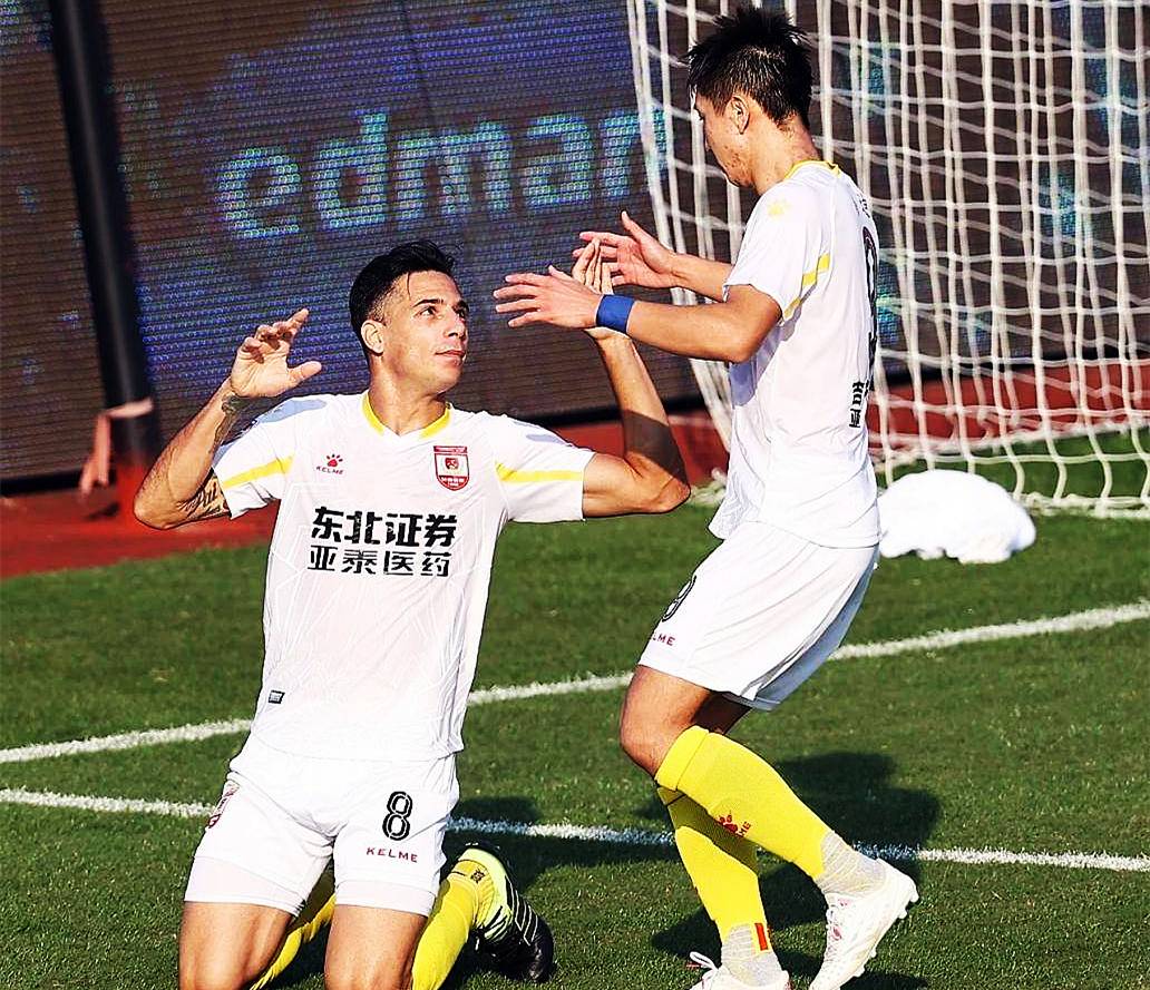 北京國安|再見費爾南多！北京國安不慣巴西外援臭毛病，簽下中甲鐵腰代替他