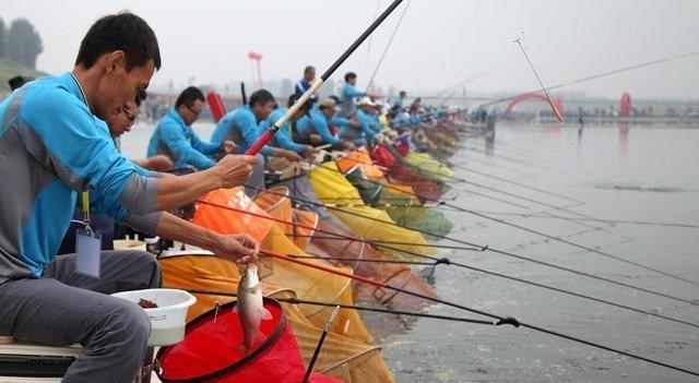 |印度钓友落后30年，为何还能钓到鱼？国内钓友去钓鱼会怎样？