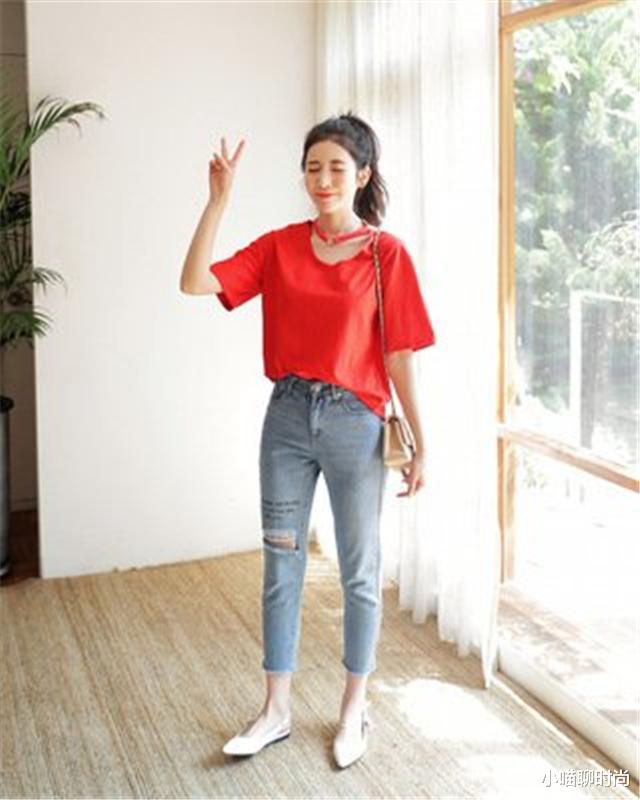 小喵聊时尚|今夏新流行的“锥形裤”，这样搭配更显高显瘦！