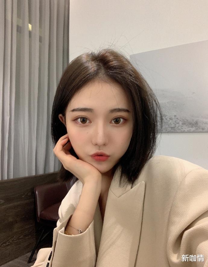 张科峰|项思醒毕业旧照曝光，改头换面大变脸，网友：亲妈都认不出