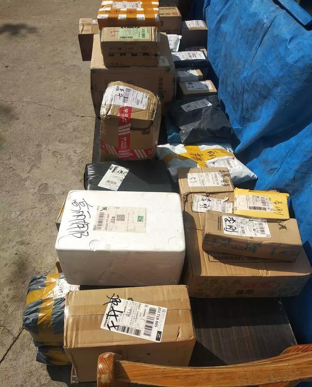 成功是一种观念啊|隔壁天天把快递丢我家却不在我家餐馆吃饭,去十几米外的另一家吃,该怎么办?