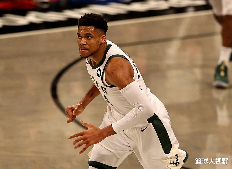 凯文·杜兰特|惨败39分！杜兰特太狠了！放过字母哥吧，2连MVP快被你打哭了