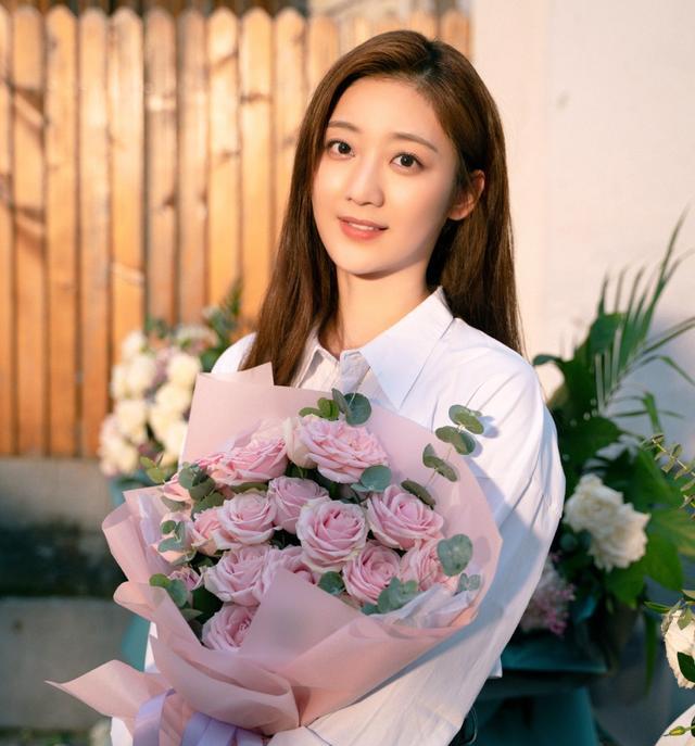 芒果台|芒果又一甜宠剧来袭，病娇老板与霸道女保镖，熬夜也要追！