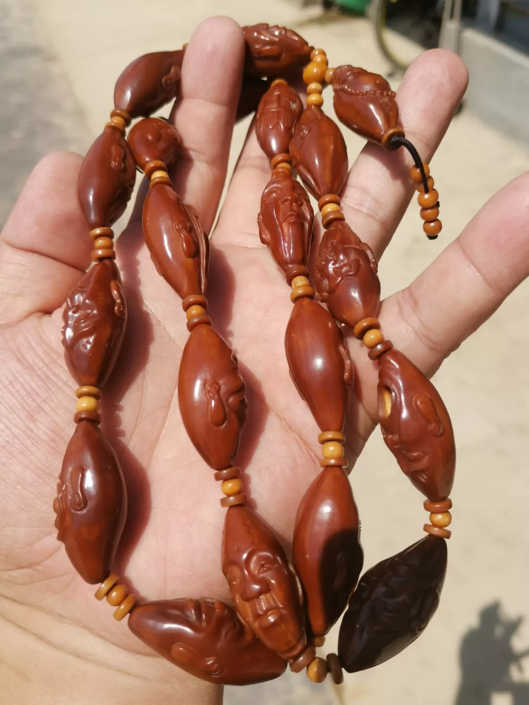 文玩|最适合盘到老的手串有哪些呢？