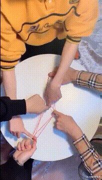 “蚊子把淤血吸走了,这是什么操作?”蚊子:这血有点过期...