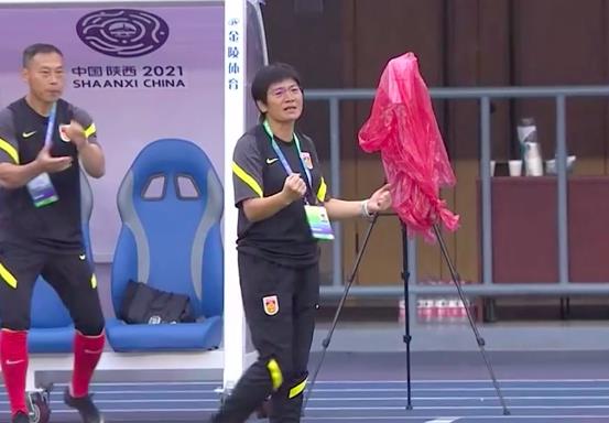 赵月看花花|王霜拒绝数十家媒体采访，中国女足全队被下封口令，和贾秀全有关