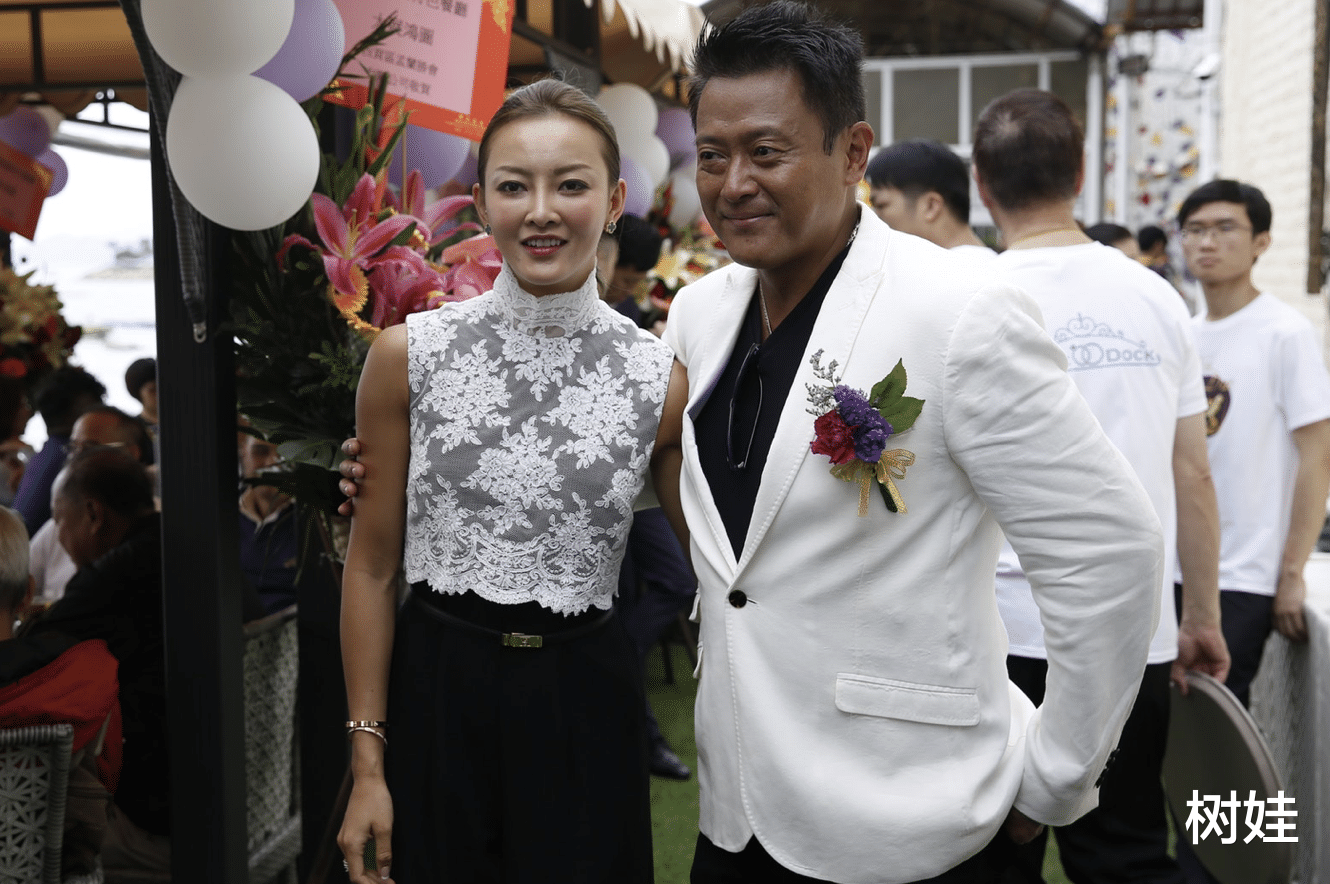 心动|魏骏杰出售独立屋套现1850万，与前妻一人一半，将与女儿移居大马